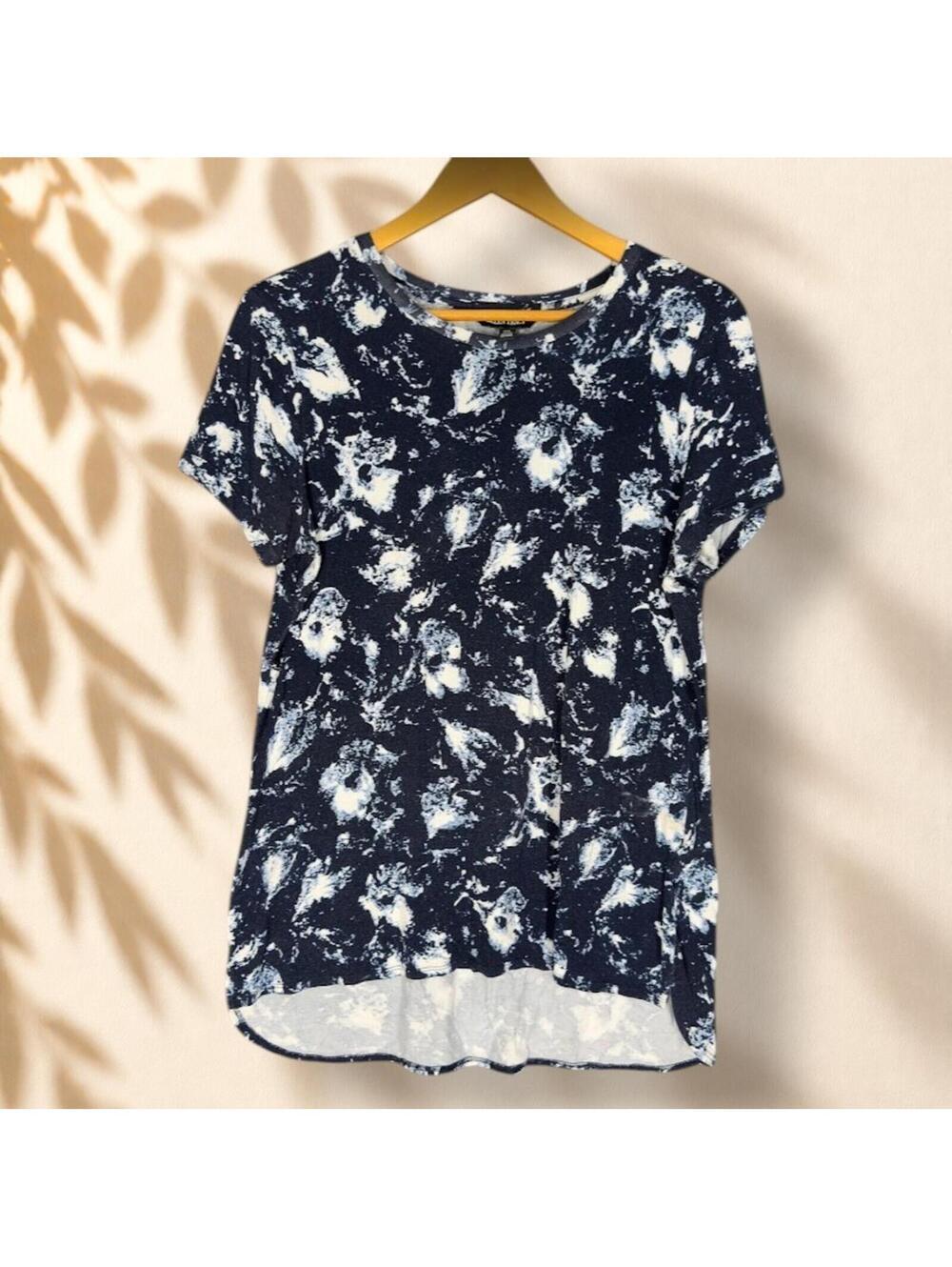 Ellen Tracy T-Shirt Women M Medium Blue Tie Dye Short Sleeve Round Neck Casual